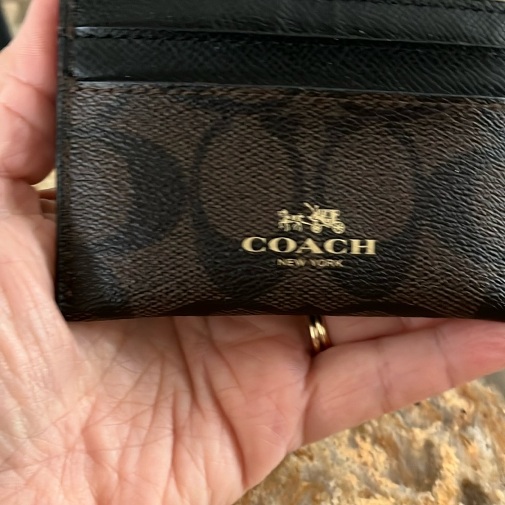 152 new coach cc case